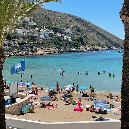Apartment Montecala 3-bedroom With Spectacular Views And Pools